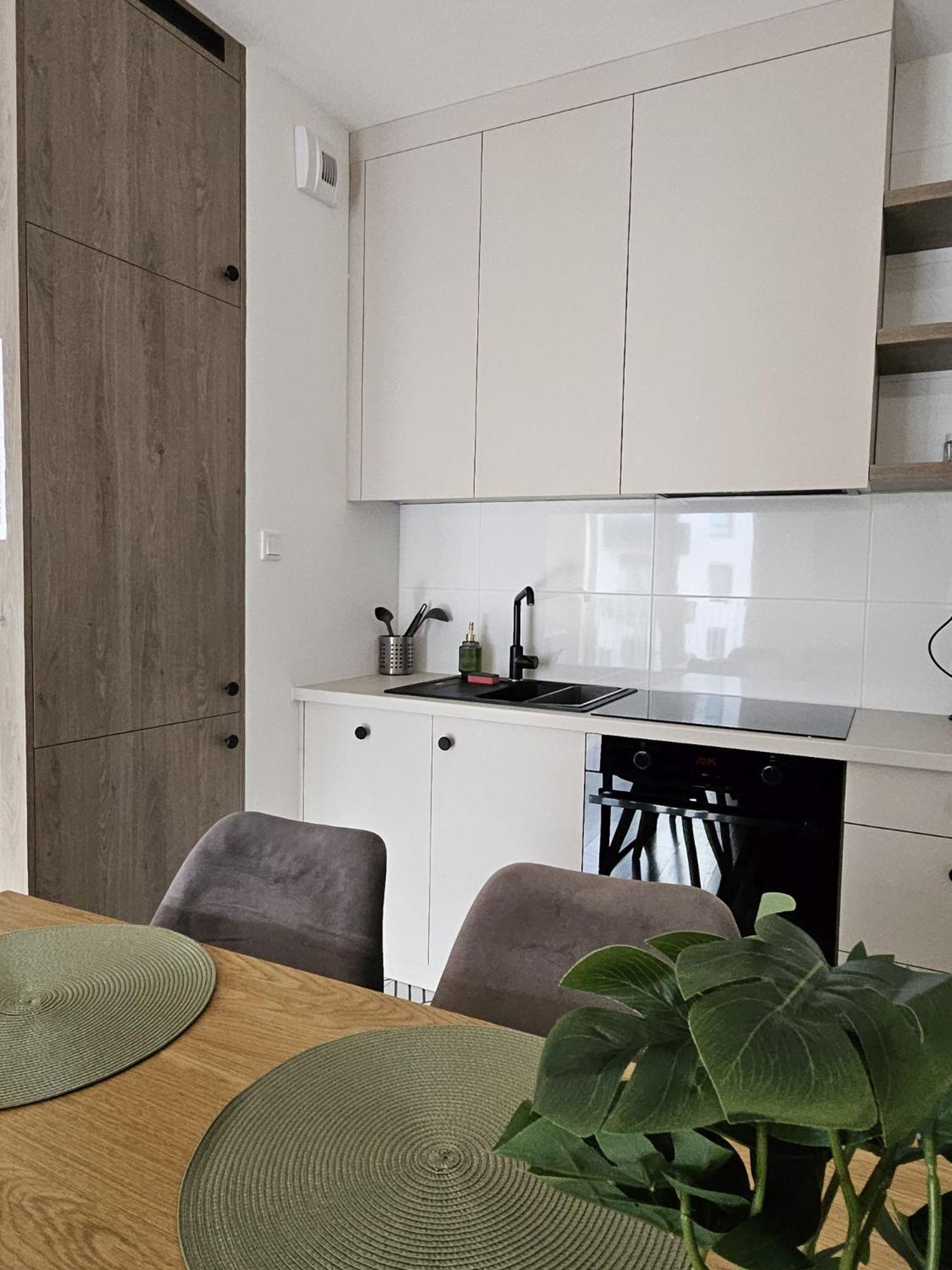 Urban Jungle Apartament Wenus 비아위스토크 외부 사진